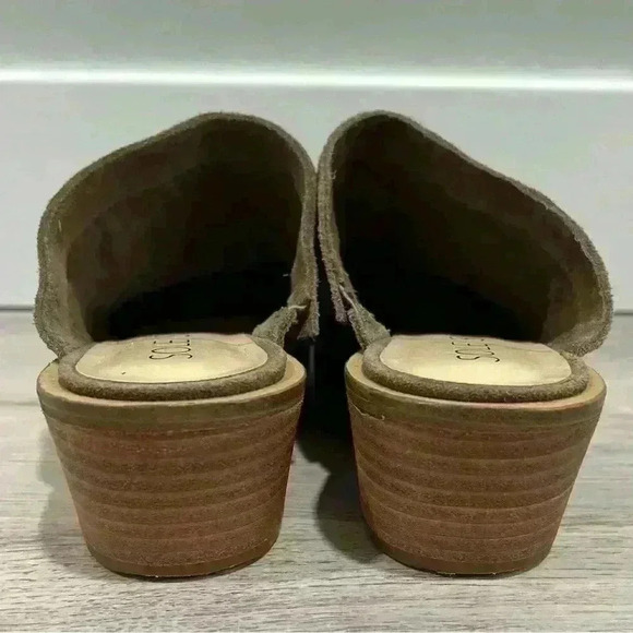 Sole Society Olive Brown Leather Suede Studded Slip On Heels Mules Size 8.5 - Picture 4 of 10